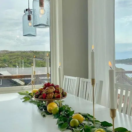House By The Fjord - Ocean View And Jacuzzi * Forland