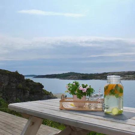 House By The Fjord - Ocean View And Jacuzzi *